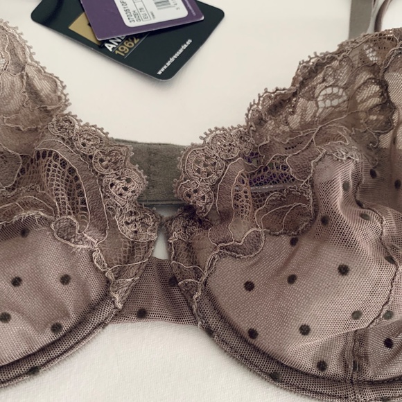 Meet your Posher, Jennifer - Picture 7 of 16